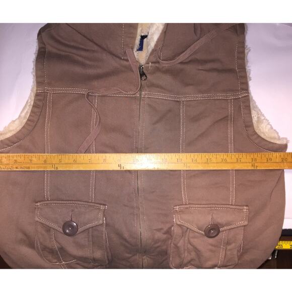 GAP Hooded Faux Fur lined Vest size M - Picture 7 of 7